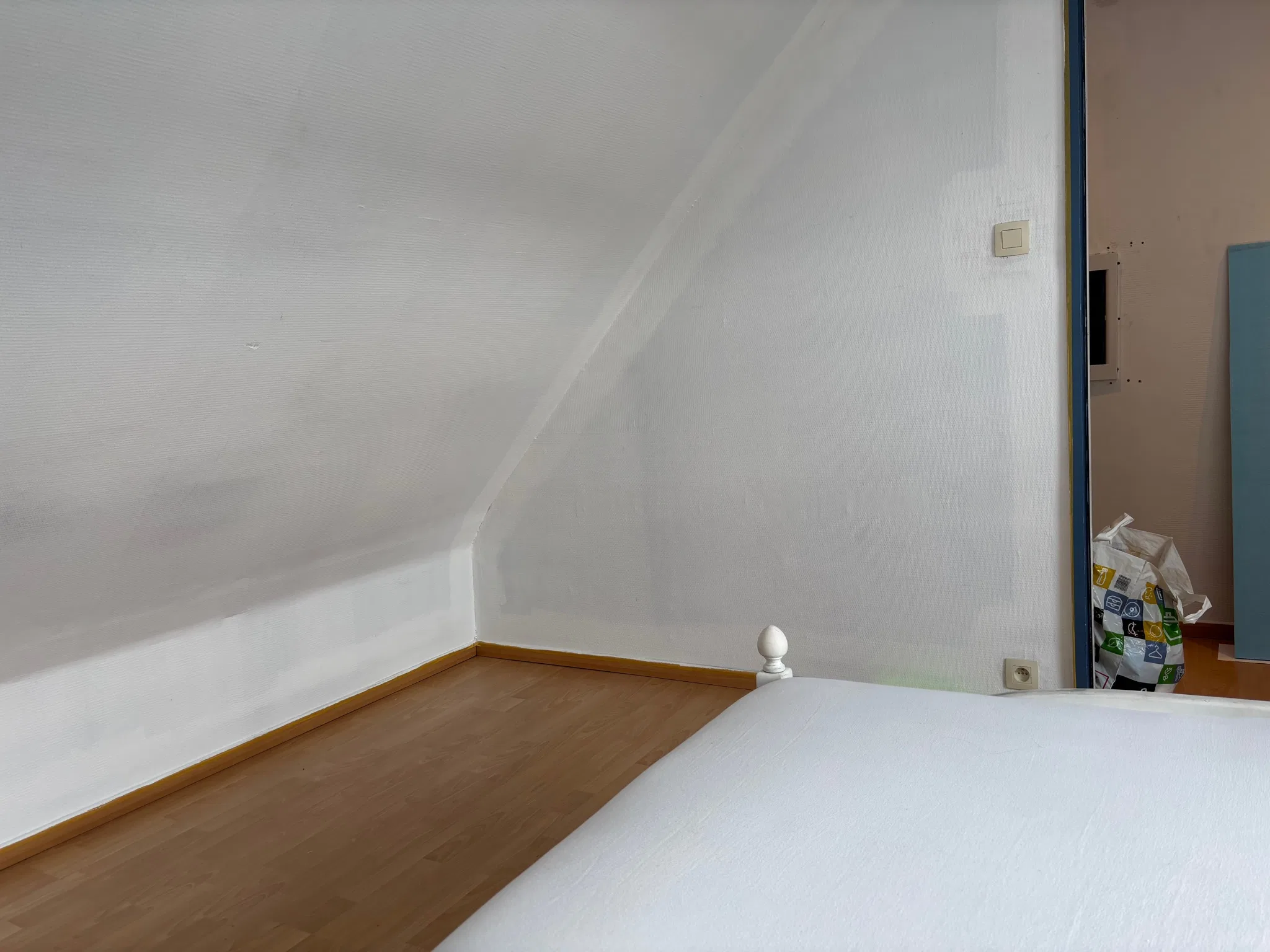 Request image 3