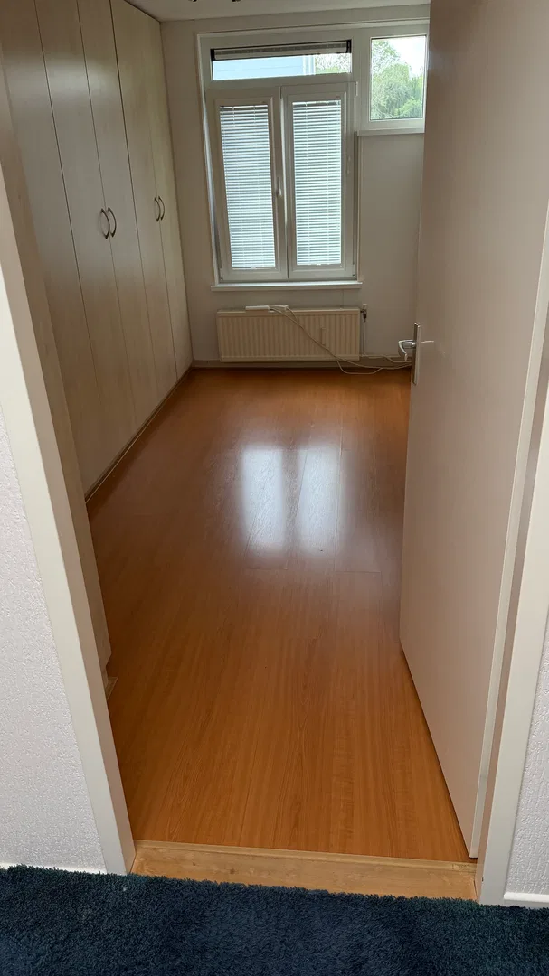 Request image 2