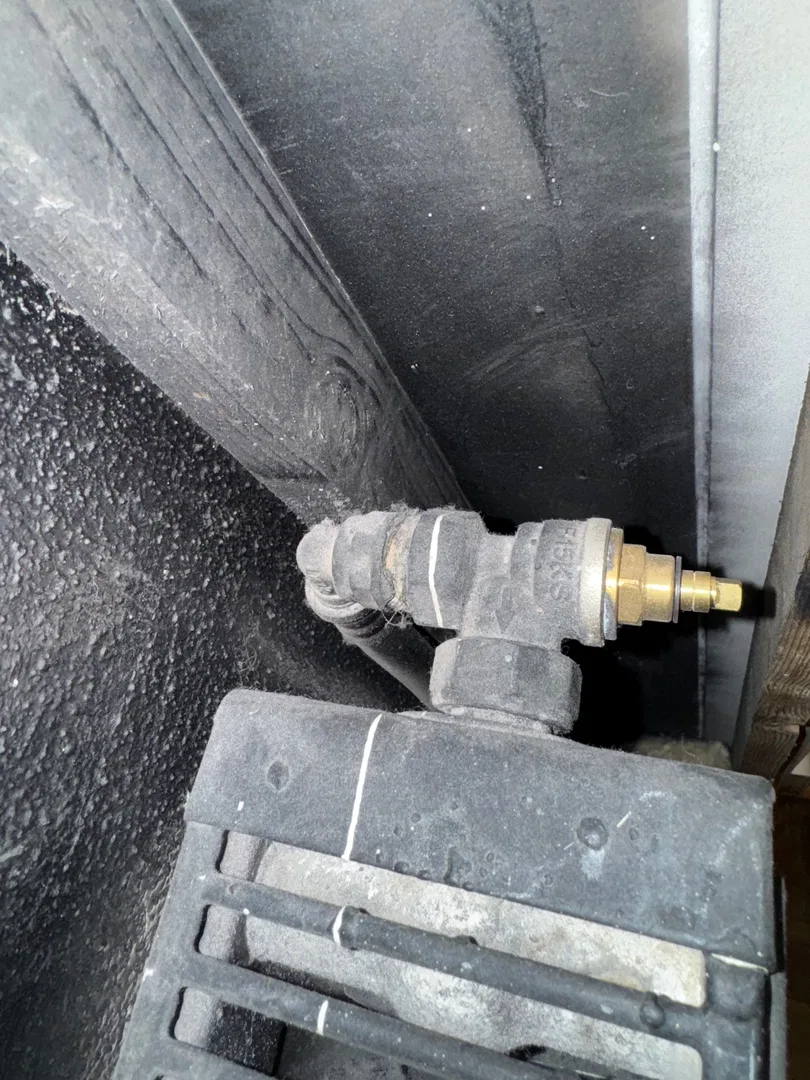 Request image 3
