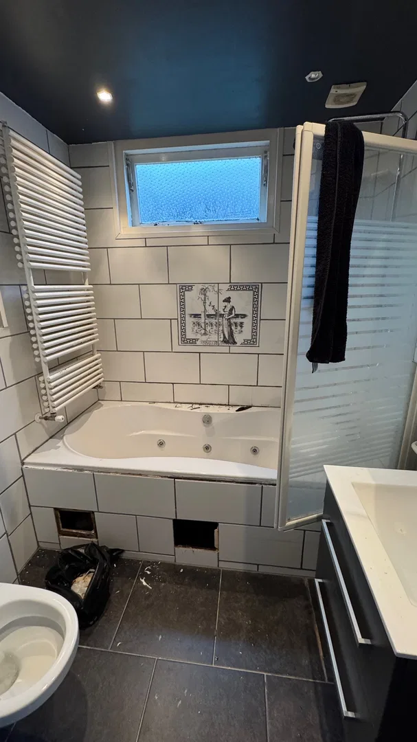 Request image 4